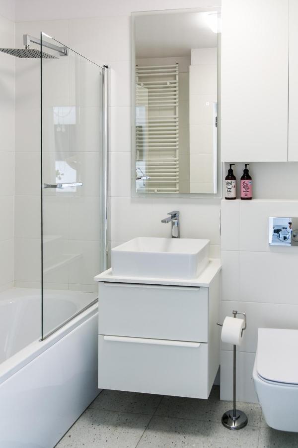 Tree&Lake Apartament Warszawa Ząbki Eksteriør billede